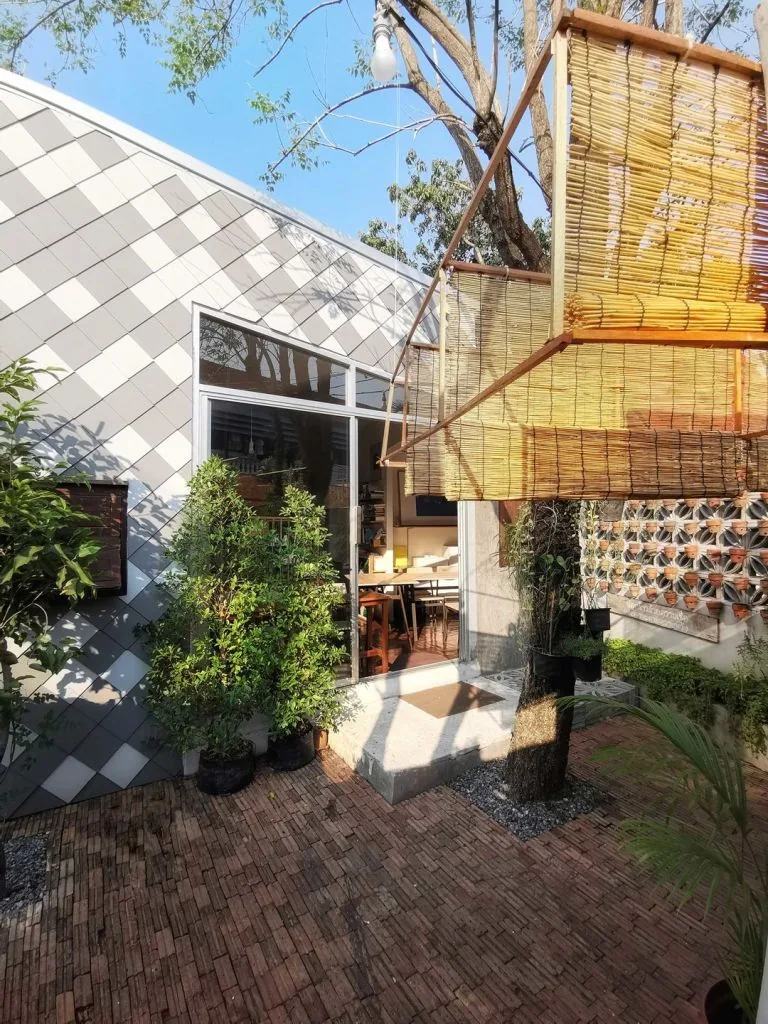TH Gallery & Café — photo 12